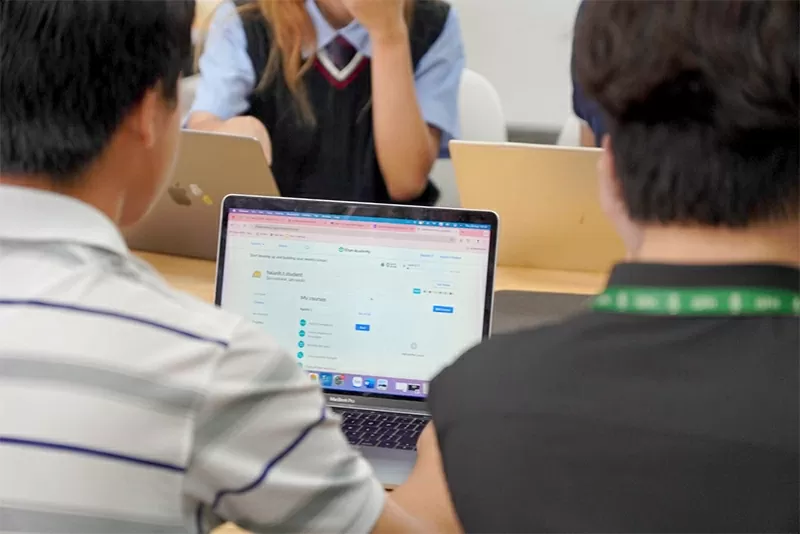 Phương pháp Socratic được Khan Academy tiên phong tích hợp trong AI Khanmigo