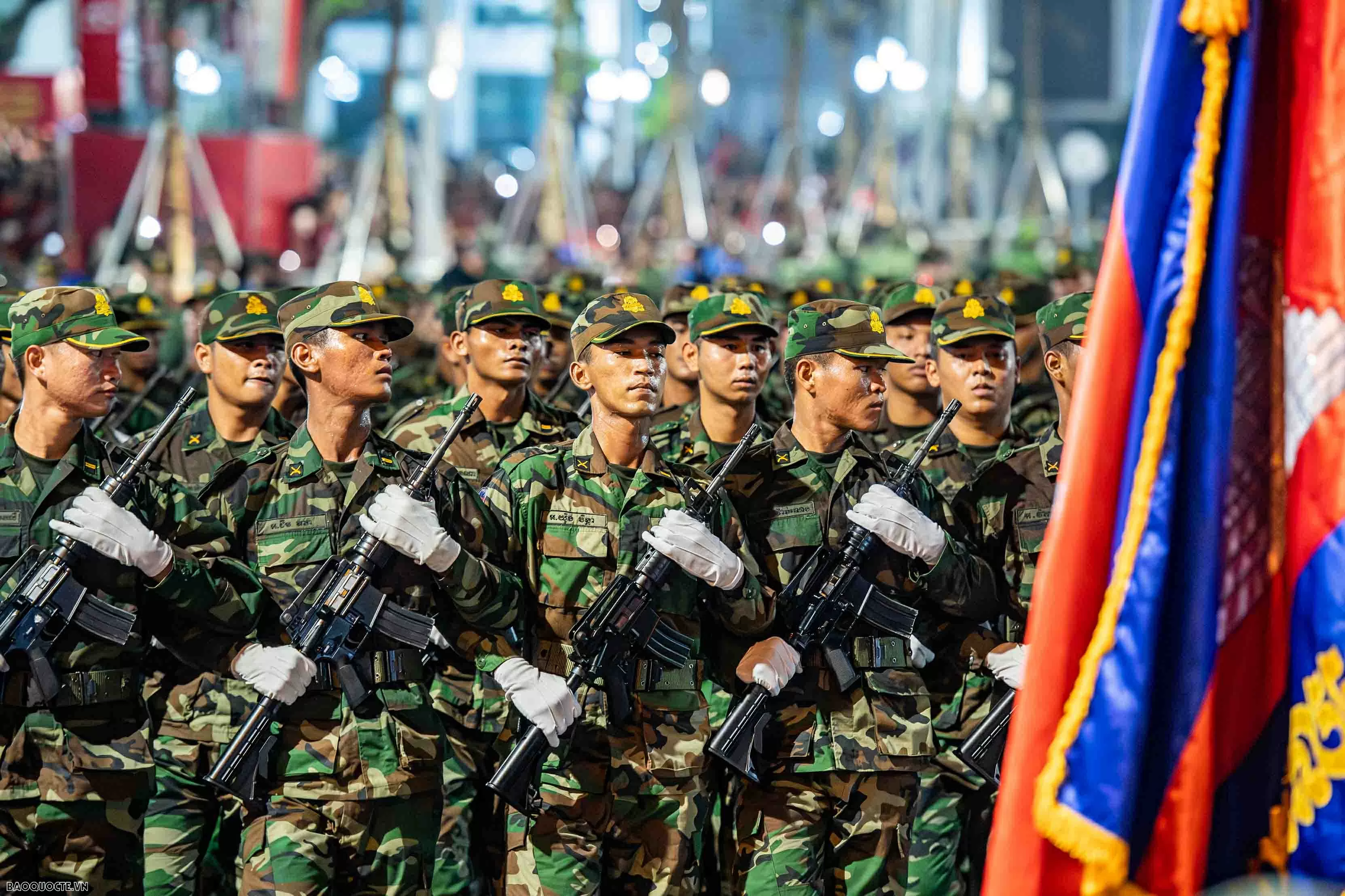 Ngắm dàn quân nhân Nga, Lào và Campuchia diễu binh tại Quốc khánh Việt Nam