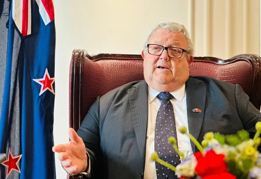 Chủ tịch Quốc hội New Zealand: Khát vọng và sự bền bỉ của Việt Nam suốt nhiều năm qua là điều tôi ấn tượng nhất Chủ tịch Quốc hội New Zealand: Khát vọng và sự bền bỉ của Việt Nam suốt nhiều năm qua là điều tôi ấn tượng nhất