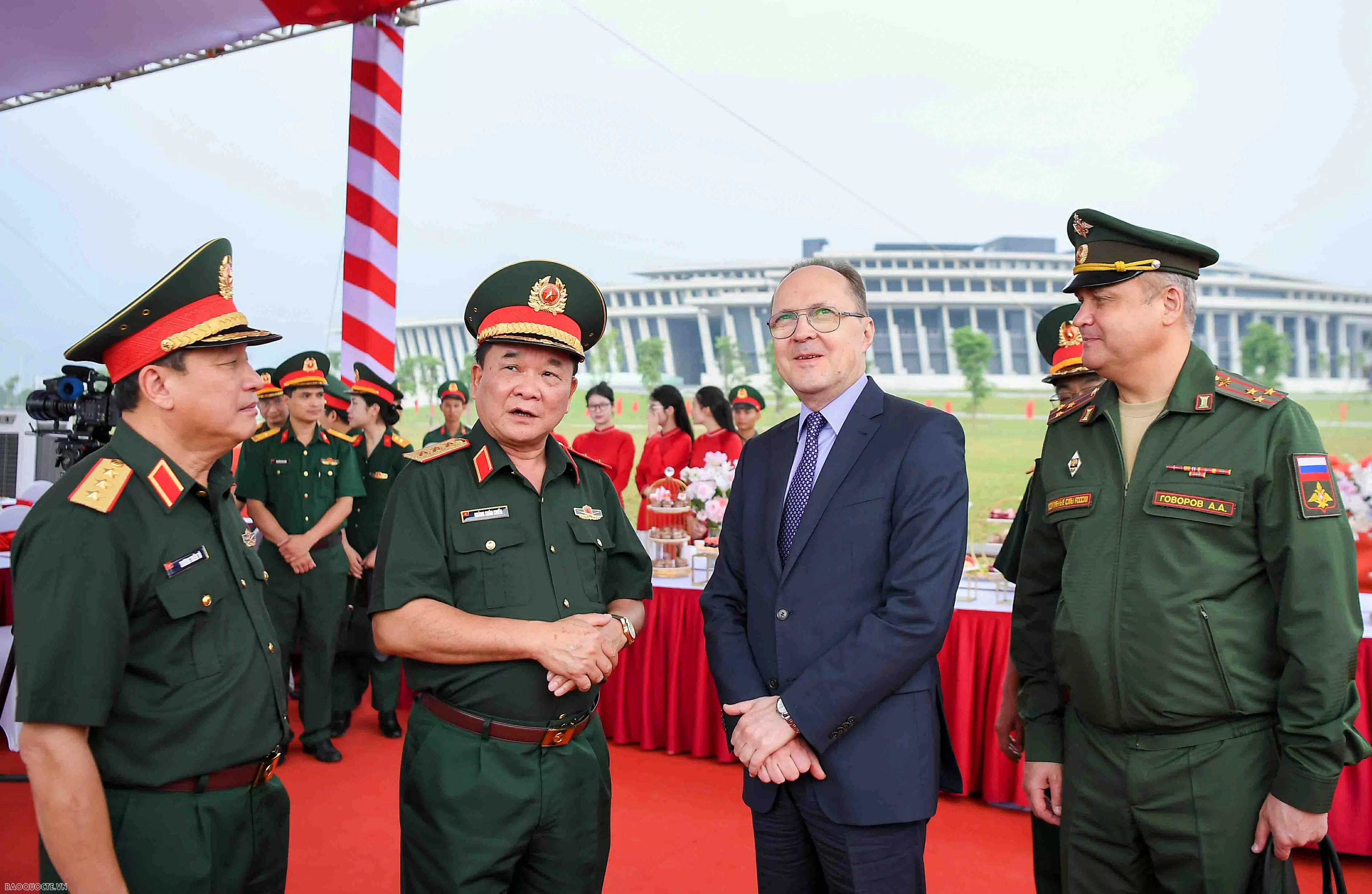 Việt Nam gắn biển tượng tri ân các chuyên gia quân sự Liên Xô, Cuba Việt Nam gắn biển tượng tri ân các chuyên gia quân sự Liên Xô, Cuba