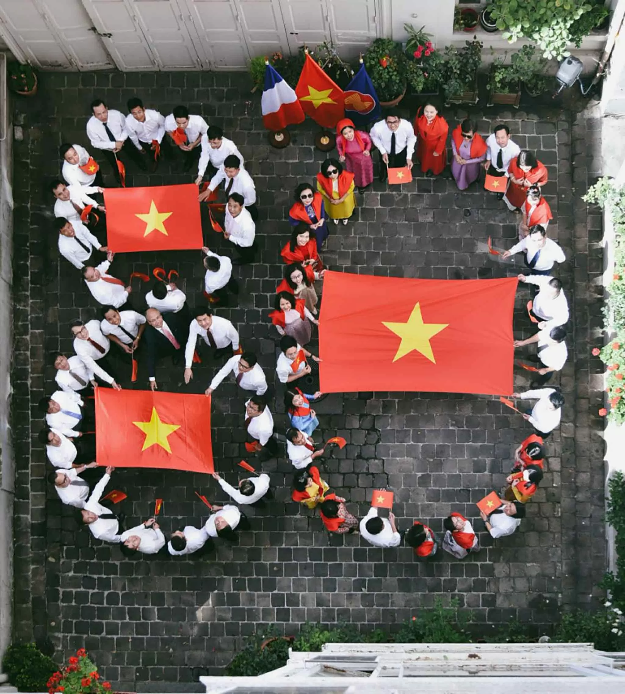 Chuỗi hoạt động kỷ niệm 80 năm Quốc khánh 2/9 tại Pháp: Hướng về cội nguồn, tự hào dân tộc