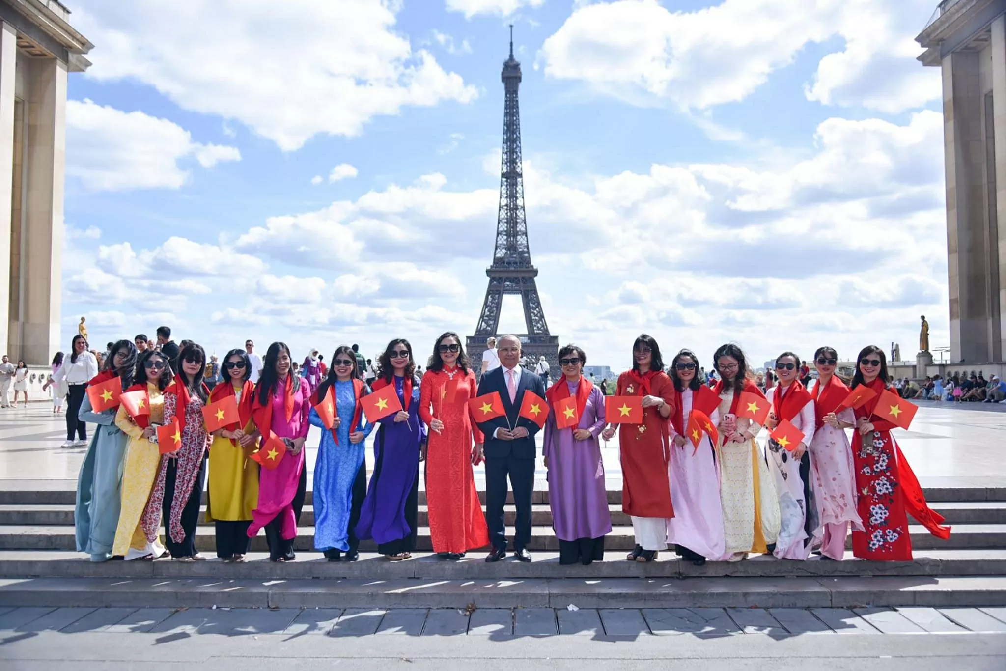 Chuỗi hoạt động kỷ niệm 80 năm Quốc khánh 2/9 tại Pháp: Hướng về cội nguồn, tự hào dân tộc