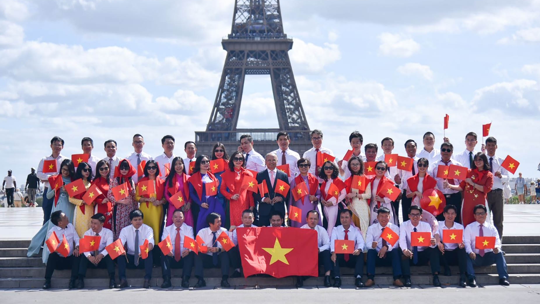 Chuỗi hoạt động kỷ niệm 80 năm Quốc khánh 2/9 tại Pháp: Hướng về cội nguồn, tự hào dân tộc