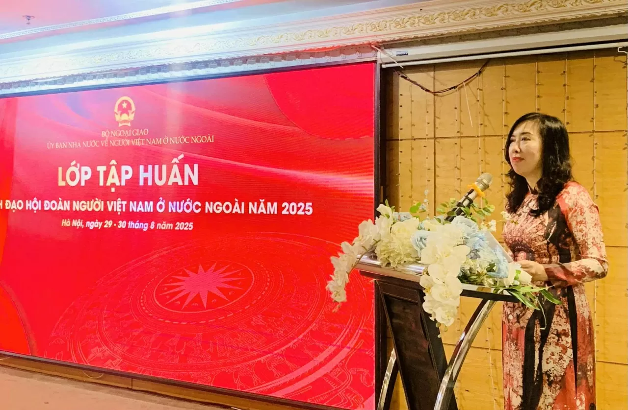 Trang bị kiến thức và kỹ năng cho lãnh đạo hội đoàn người Việt Nam ở nước ngoài
