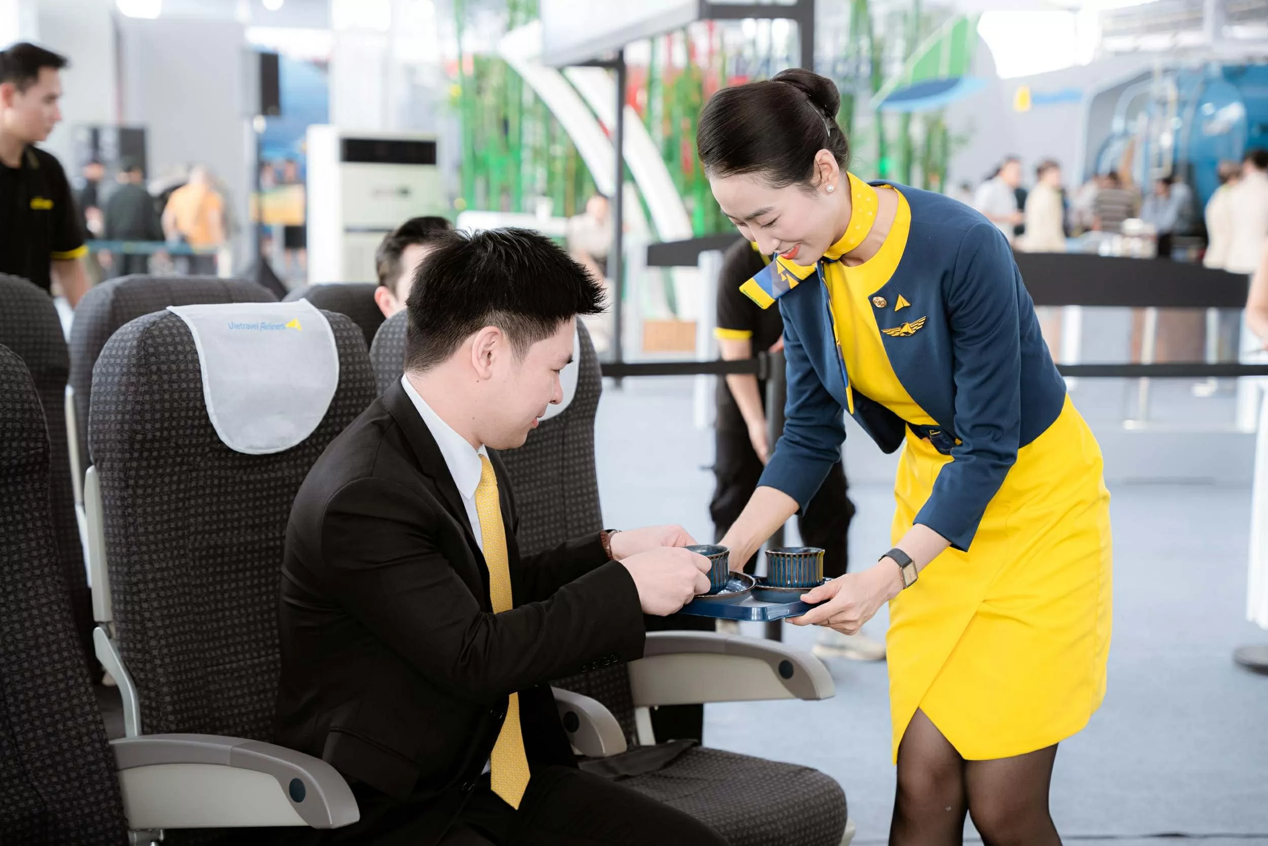 Dấu ấn Vietravel Airlines tại Triển lãm thành tựu đất nước: Khẳng định khát vọng cất cánh từ vùng trời quốc gia Dấu ấn Vietravel Airlines tại Triển lãm thành tựu đất nước: Khẳng định khát vọng cất cánh từ vùng trời quốc gia
