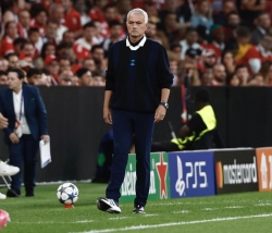 CHÍNH THỨC: HLV Mourinho bị sa thải sau Solskjær