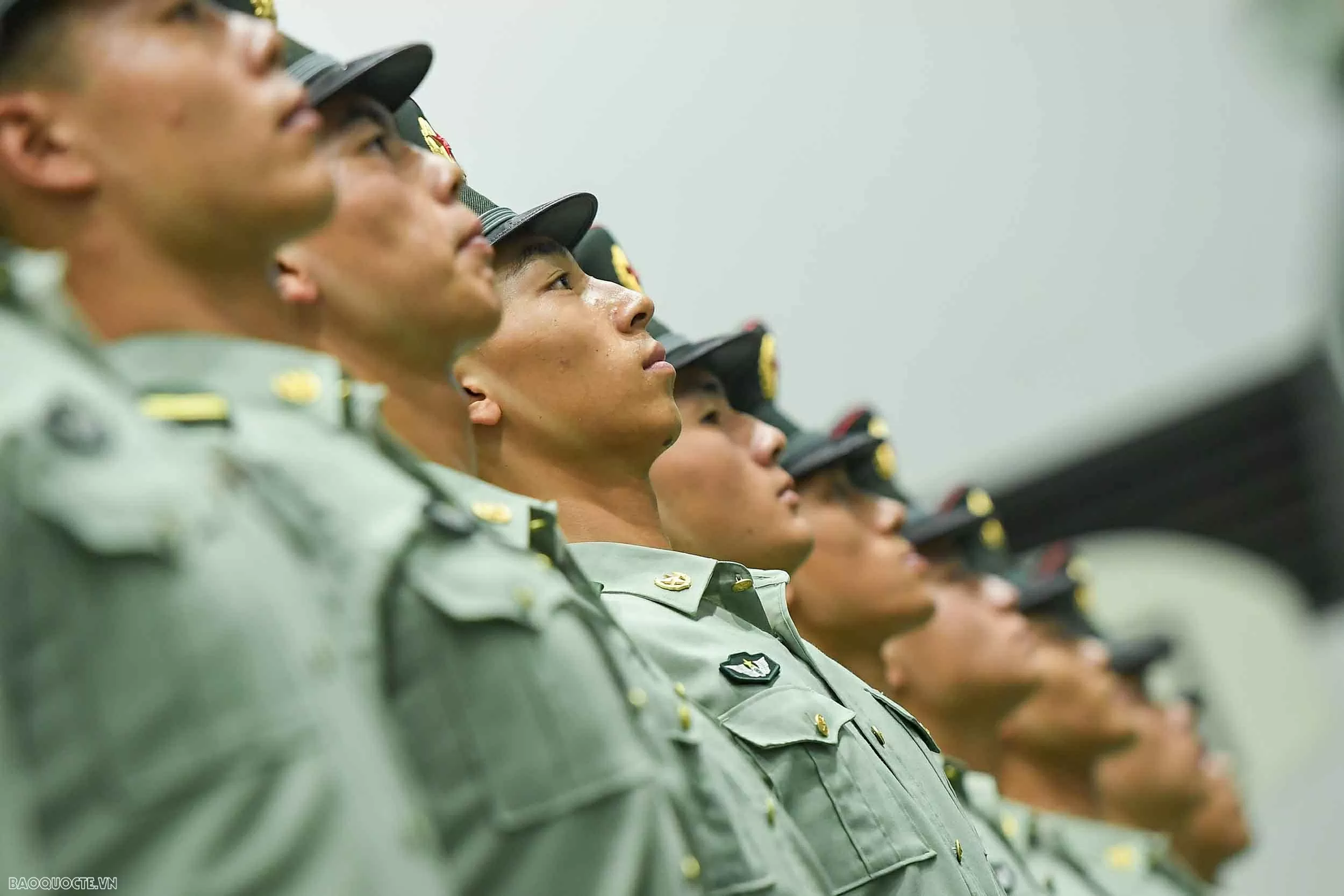 Tiêu binh Trung Quốc được huấn luyện thế nào để đứng bất động hàng giờ? Tiêu binh Trung Quốc được huấn luyện thế nào để đứng bất động hàng giờ?