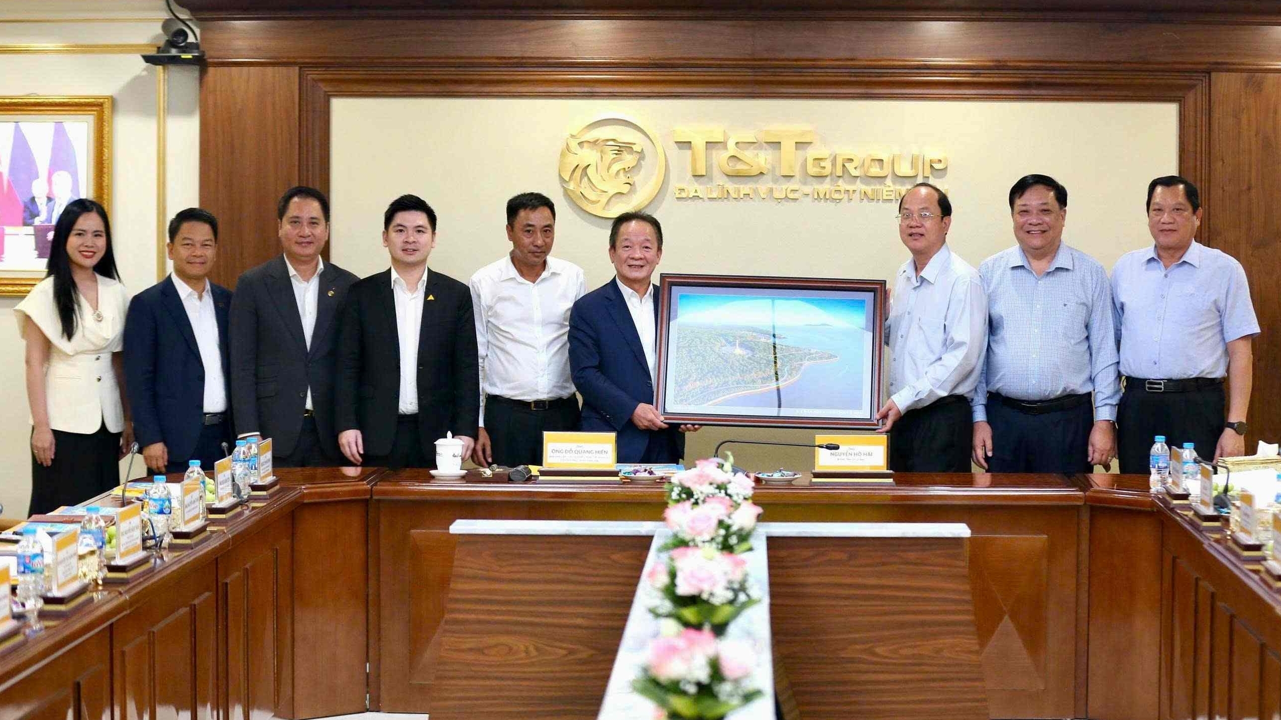 T&T Group đề xuất nghiên cứu đầu tư nhiều dự án chiến lược, đột phá tại Cà Mau