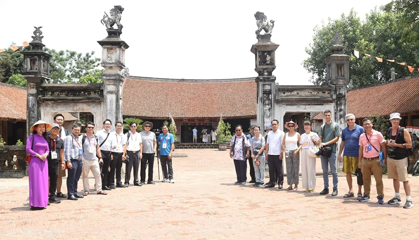 làng cổ đường lâm làng cổ đường lâm