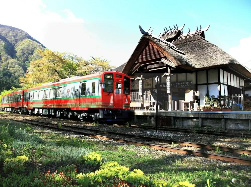 10 nhà ga xe lửa cổ điển nhất Nhật Bản 10 nhà ga xe lửa cổ điển nhất Nhật Bản