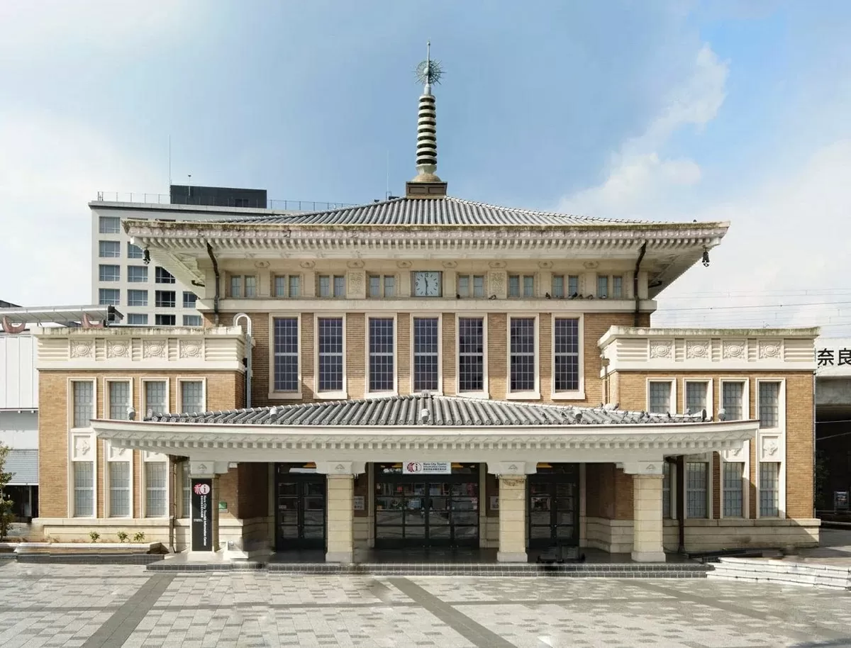 10 nhà ga xe lửa cổ điển nhất Nhật Bản