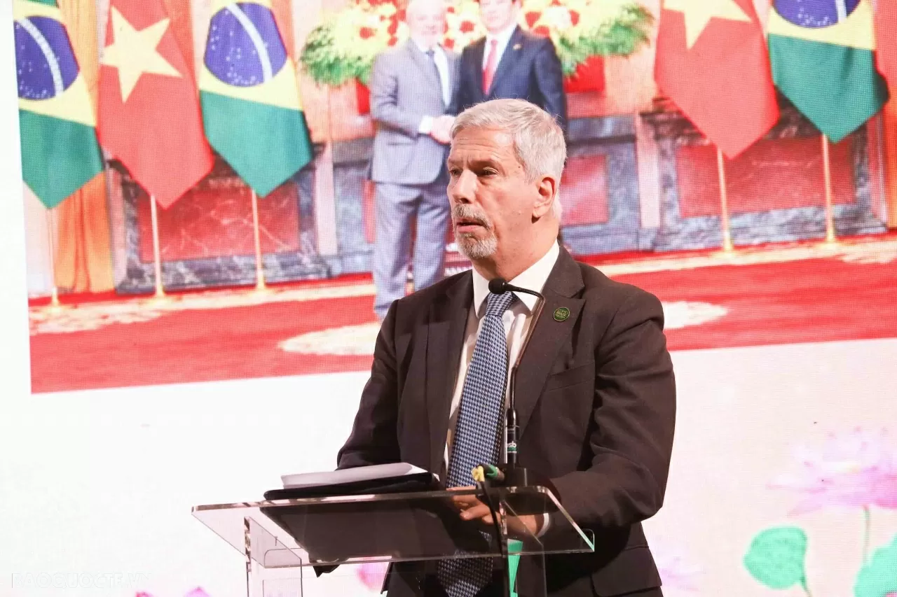 Thứ trưởng Laudemar Aguiar