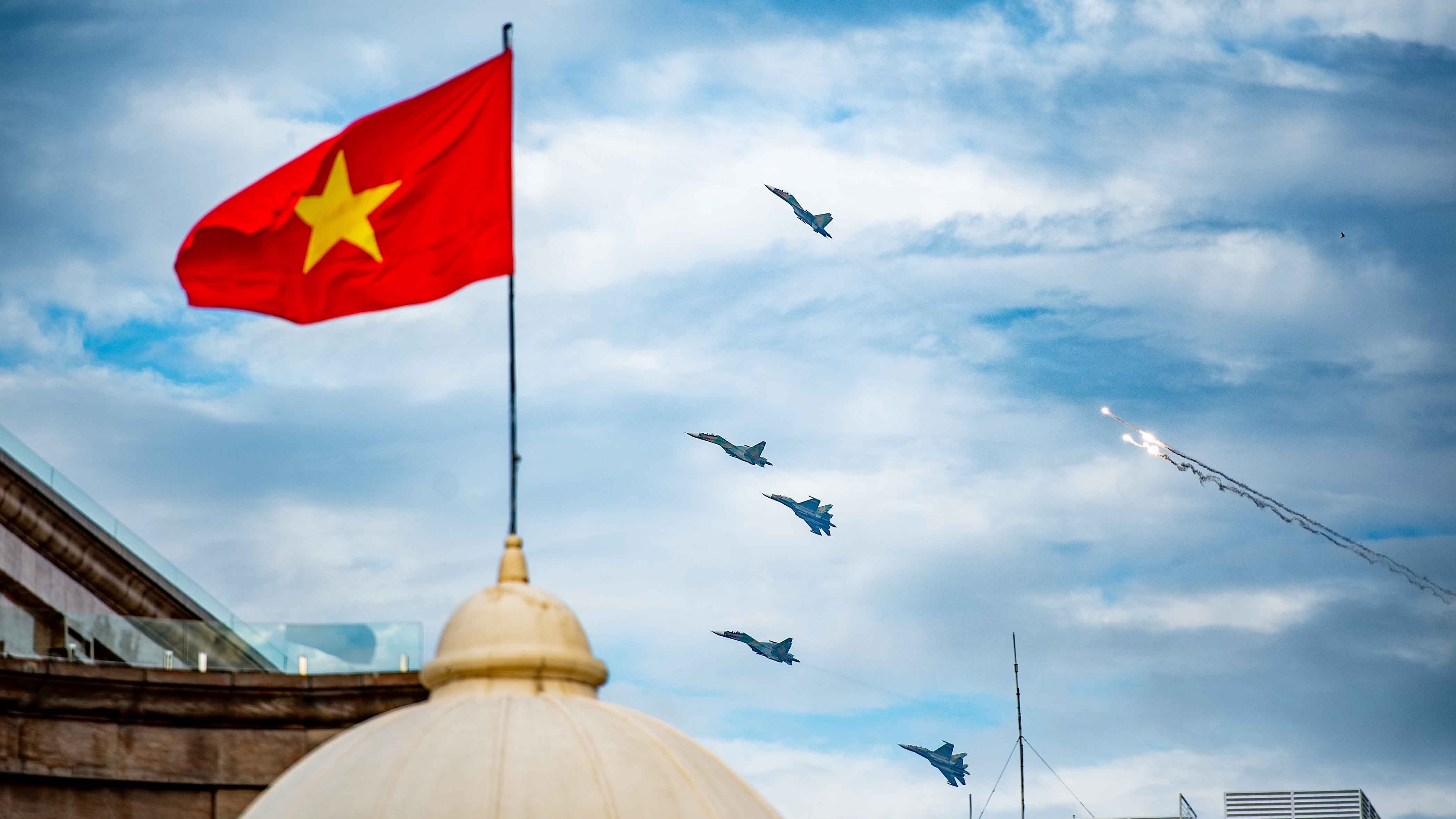 Thời điểm hội tụ tổng hòa các lợi thế, sức mạnh để dân tộc vươn lên