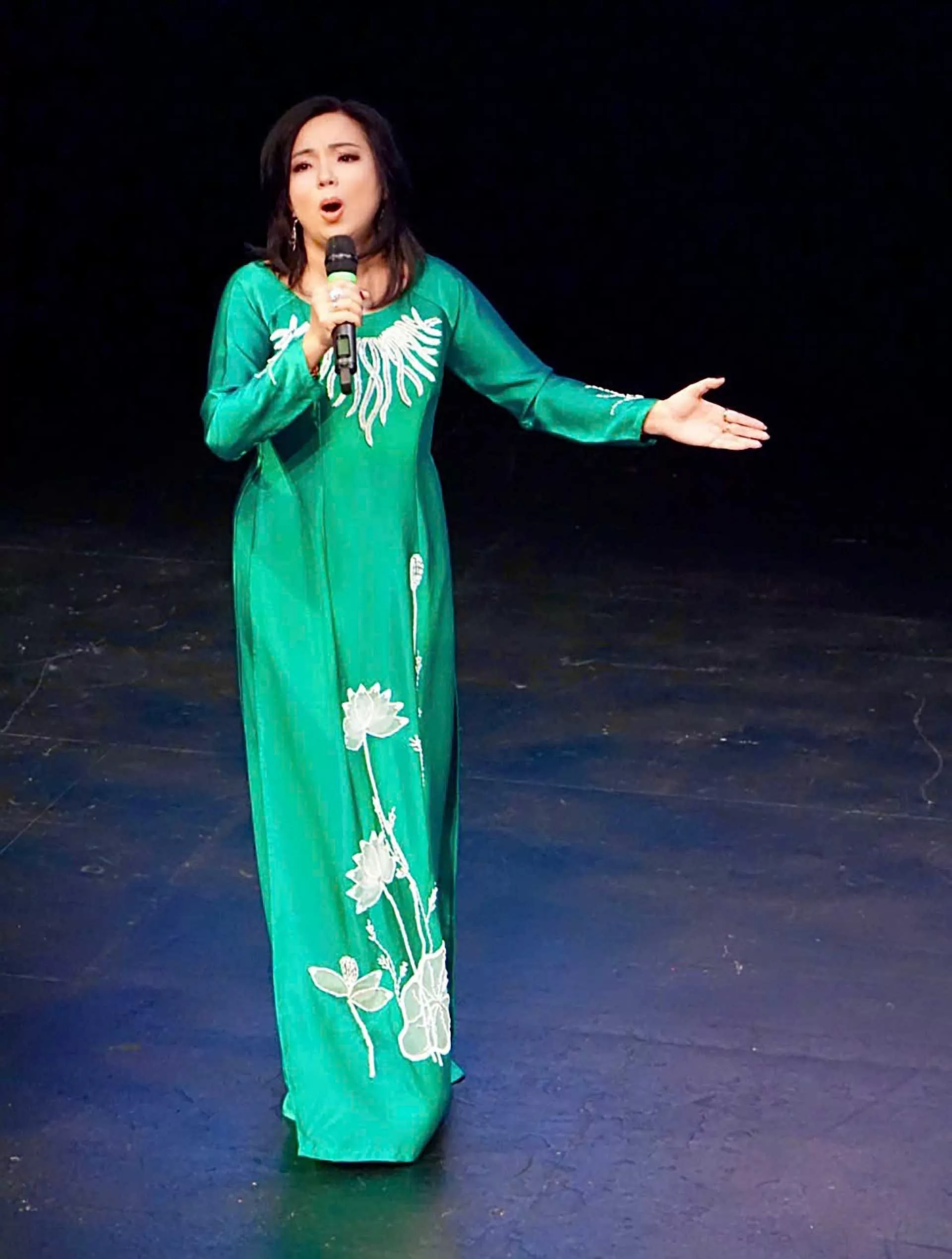 Tổng lãnh sự quán Việt Nam tại Vancouver long trọng tổ chức kỷ niệm 80 năm Quốc khánh 2/9