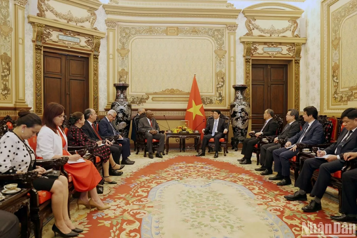 Việt Nam - Cuba: Từ nghĩa tình son sắt đến hợp tác phát triển thực chất Việt Nam - Cuba: Từ nghĩa tình son sắt đến hợp tác phát triển thực chất