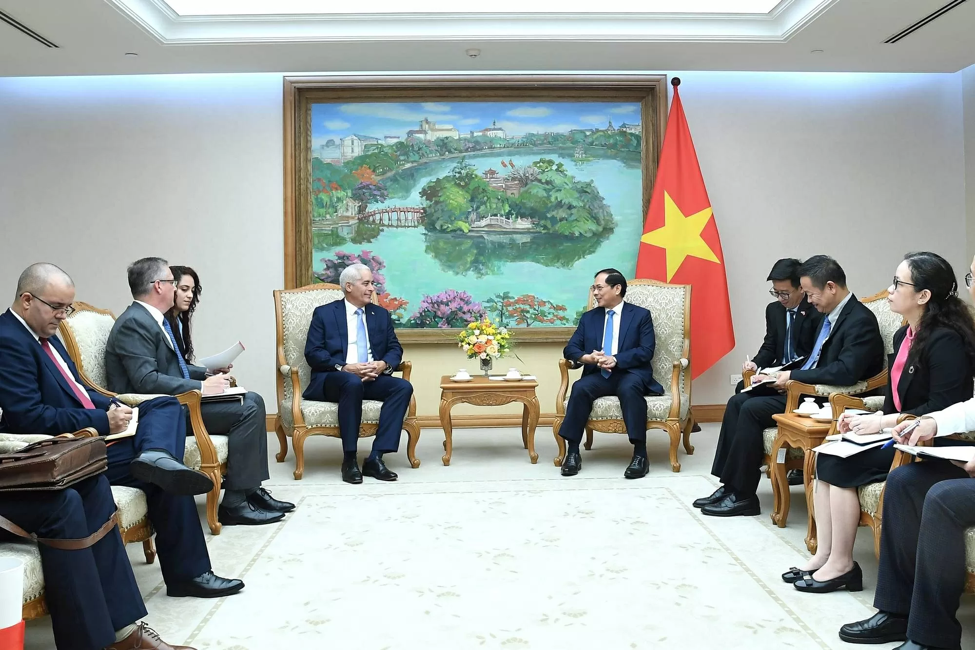 Việt Nam - Cuba: Từ nghĩa tình son sắt đến hợp tác phát triển thực chất Việt Nam - Cuba: Từ nghĩa tình son sắt đến hợp tác phát triển thực chất