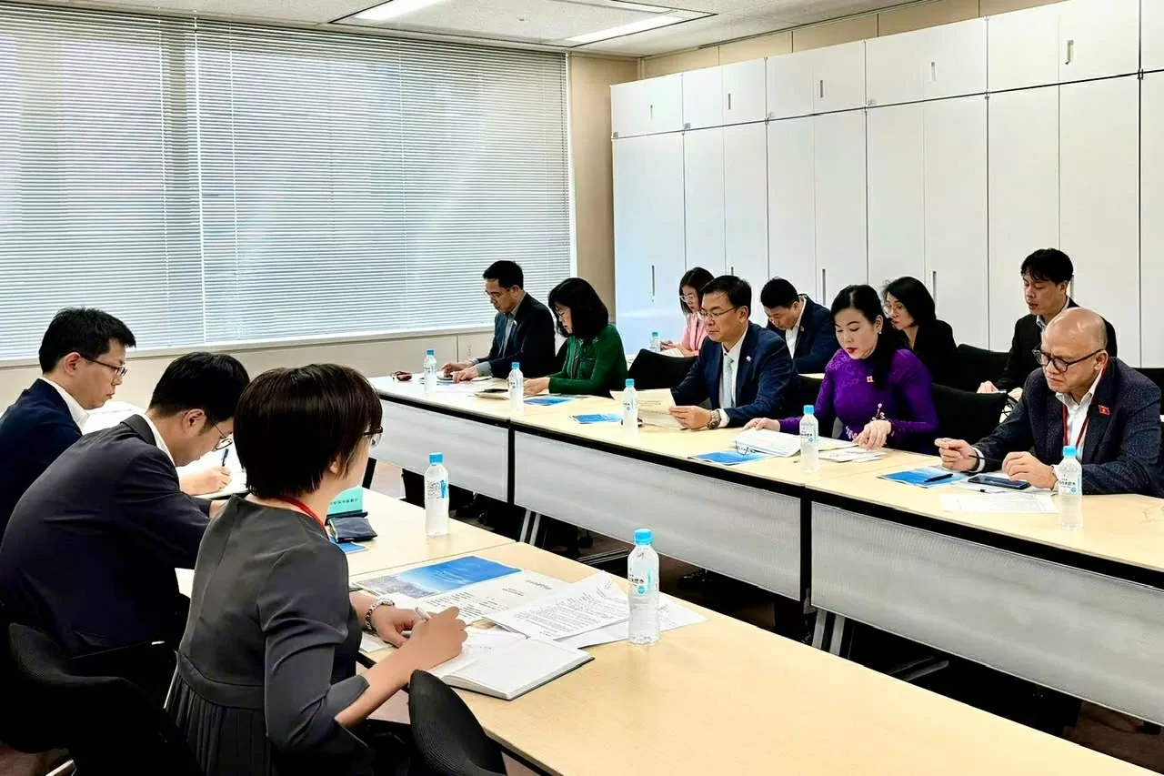 Chủ nhiệm Uỷ ban Công tác Đại biểu Nguyễn Thanh Hải làm việc với đại diện Cơ quan bầu cử thuộc Bộ Nội vụ và Truyền thông Nhật Bản Chủ nhiệm Uỷ ban Công tác Đại biểu Nguyễn Thanh Hải làm việc với đại diện Cơ quan bầu cử thuộc Bộ Nội vụ và Truyền thông Nhật Bản