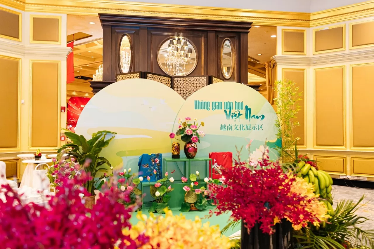 Kỷ niệm 80 năm Quốc khánh Việt Nam tại Quảng Châu, Trung Quốc: Giao thoa văn hóa, kết nối con người Kỷ niệm 80 năm Quốc khánh Việt Nam tại Quảng Châu, Trung Quốc: Giao thoa văn hóa, kết nối con người