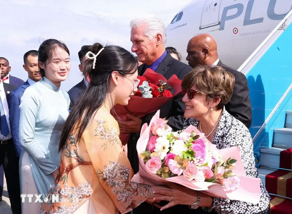 Bí thư Thứ nhất, Chủ tịch nước Cuba bắt đầu thăm cấp Nhà nước tới Việt Nam Bí thư Thứ nhất, Chủ tịch nước Cuba bắt đầu thăm cấp Nhà nước tới Việt Nam