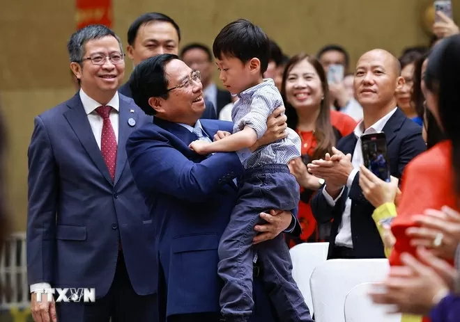 Thủ tướng Phạm Minh Chính với cộng đồng người Việt Nam tại Trung Quốc. (Ảnh: Dương Giang/TTXVN) Thủ tướng Phạm Minh Chính với cộng đồng người Việt Nam tại Trung Quốc. (Ảnh: Dương Giang/TTXVN)