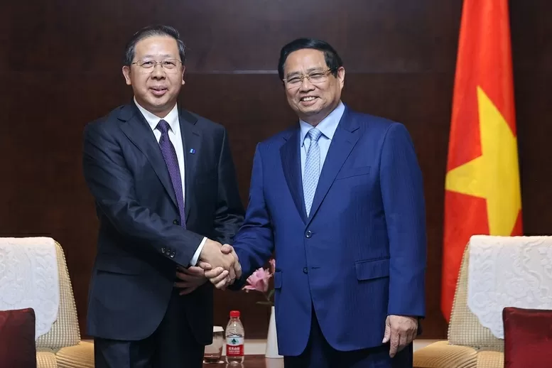 Thủ tướng Phạm Minh Chính tiếp Chủ tịch HĐQT Tập đoàn Khoa học kỹ thuật Huadian (Hoa Điện) Bành Cương Bình - Ảnh: VGP/Nhật Bắc