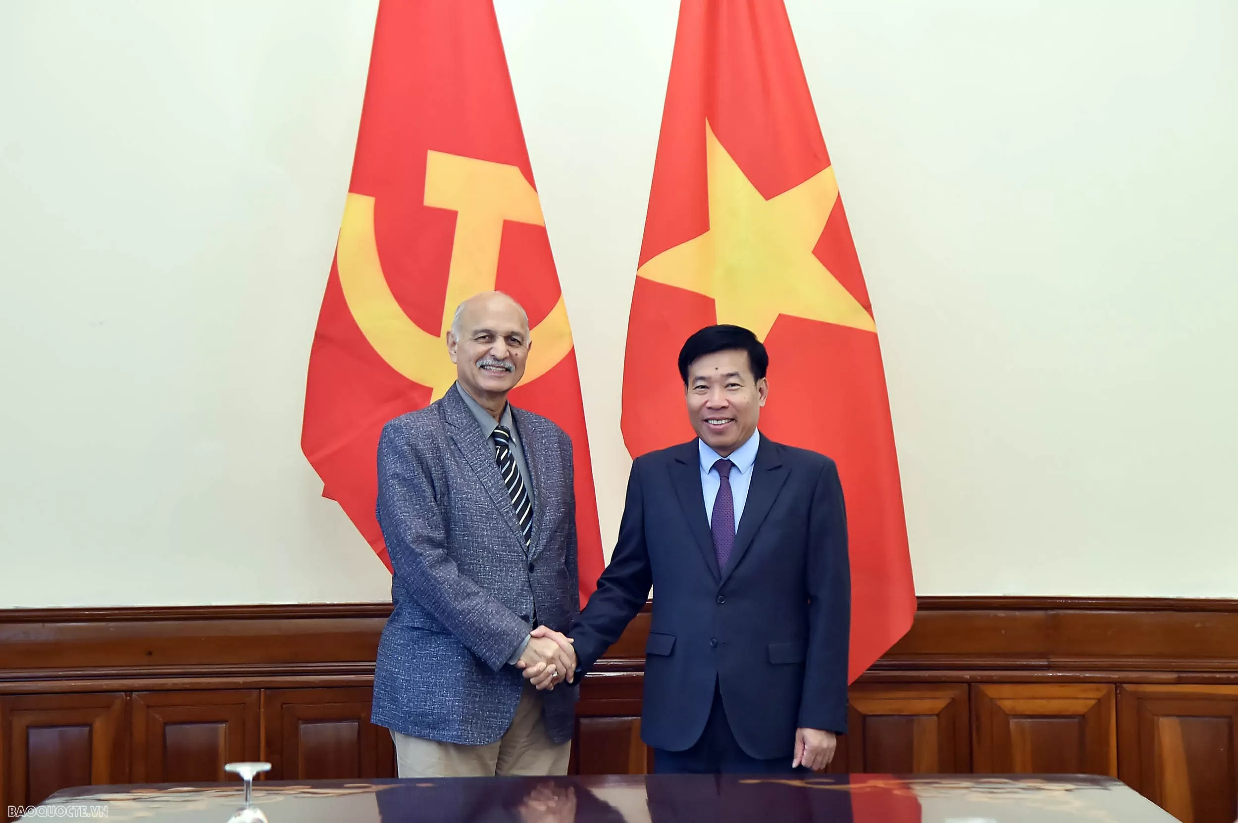 Đoàn Ban Lãnh đạo Hội nghị quốc tế các đảng chính trị châu Á thăm làm việc tại Việt Nam và tham dự Lễ kỷ niệm 80 năm Cách mạng Tháng Tám và Quốc khánh 02/9 Thứ trưởng Nguyễn Mạnh Cường tiếp Ban Lãnh đạo Hội nghị quốc tế các đảng chính trị châu Á