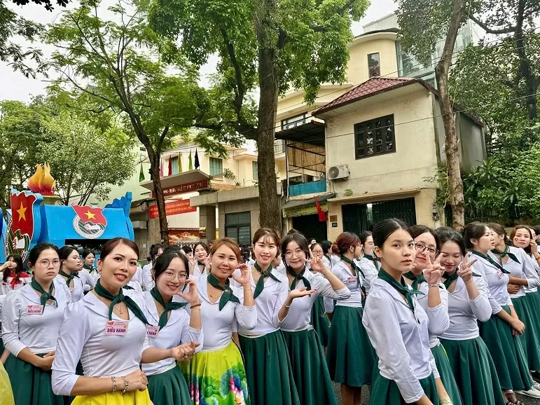 Diễu hành kỷ niệm 80 năm Quốc khánh: Bước chân kiều bào hòa nhịp bước dân tộc