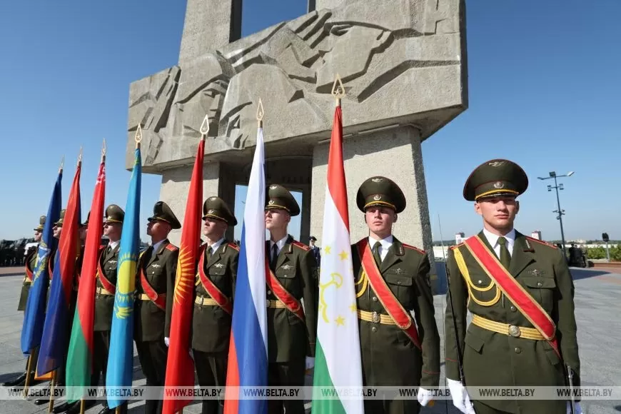 Bộ Y tế hướng dẫn người dân bảo vệ sức khỏe khi tham dự sự kiện A80 Bộ Y tế hướng dẫn người dân bảo vệ sức khỏe khi tham dự sự kiện A80