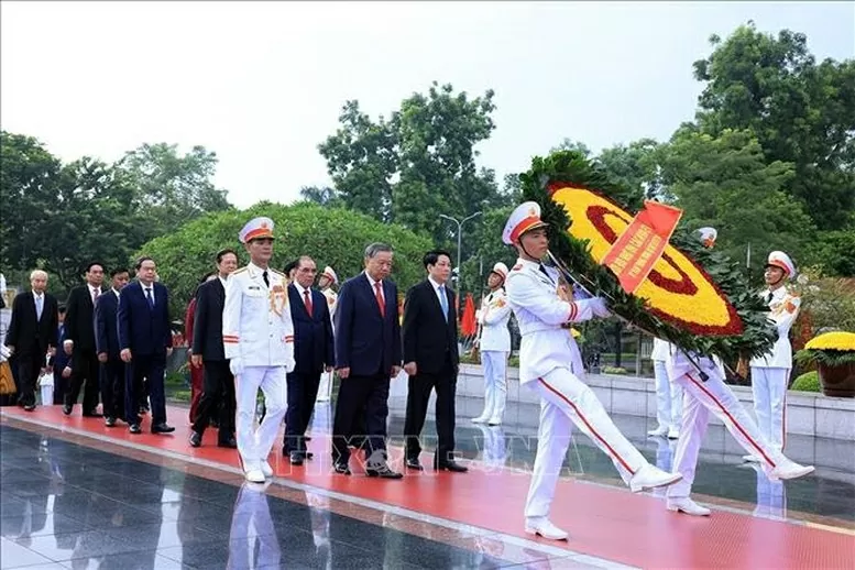 Lãnh đạo Đảng, Nhà nước vào Lăng viếng Chủ tịch Hồ Chí Minh dịp 80 năm Quốc khánh