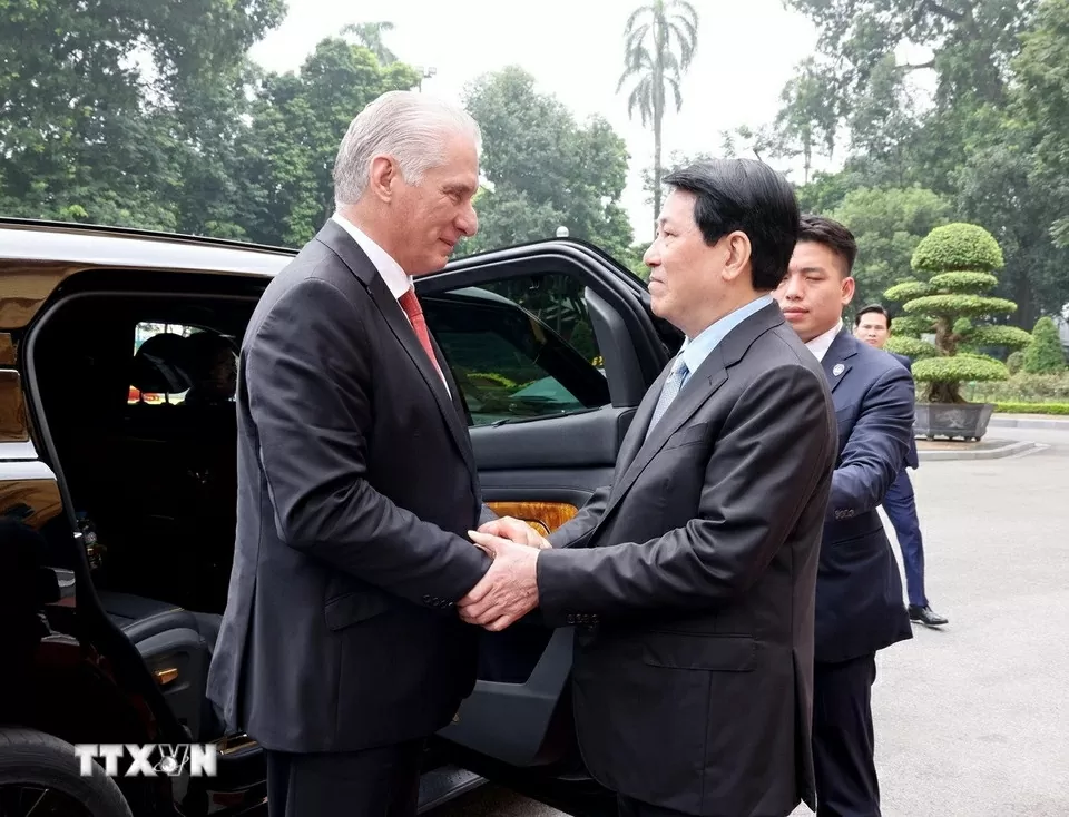 Bí thư thứ nhất, Chủ tịch nước Cuba Miguel Diaz-Canel Bermudez hội kiến  Chủ tịch nước Lương Cường