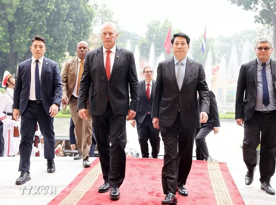 Bí thư thứ nhất, Chủ tịch nước Cuba Miguel Diaz-Canel Bermudez hội kiến  Chủ tịch nước Lương Cường
