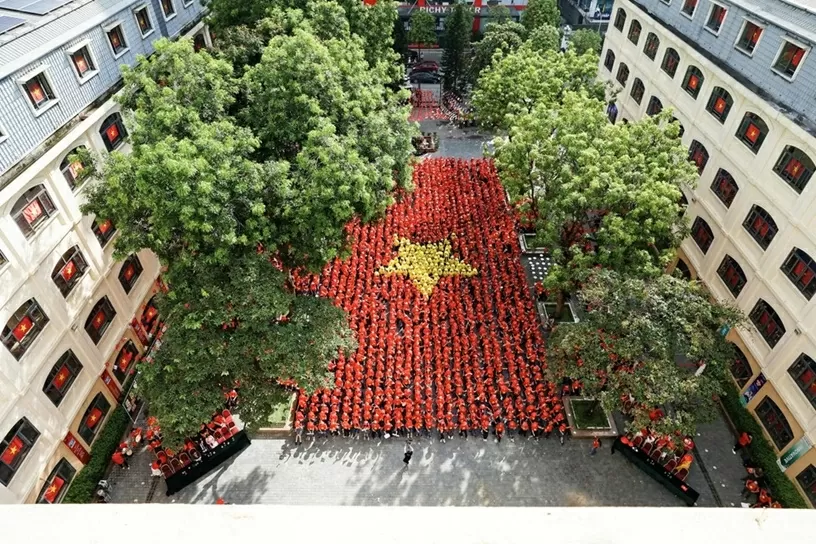 Quốc khánh 2/9: Nhà trường khơi tình yêu quê hương đất nước, lòng biết ơn và trách nhiệm với tương lai dân tộc của thế hệ học sinh