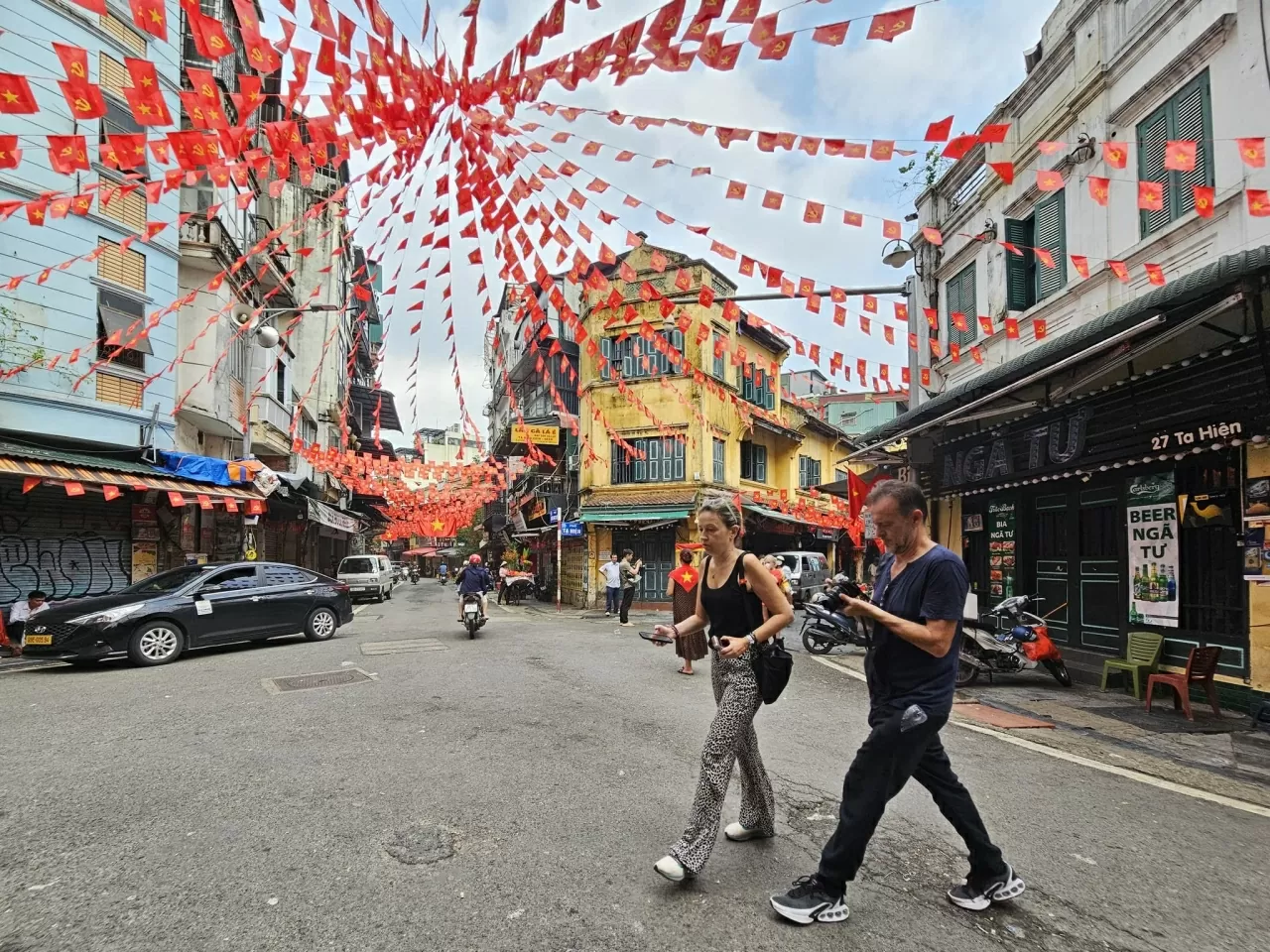 Có một Hà Nội rực rỡ như thế