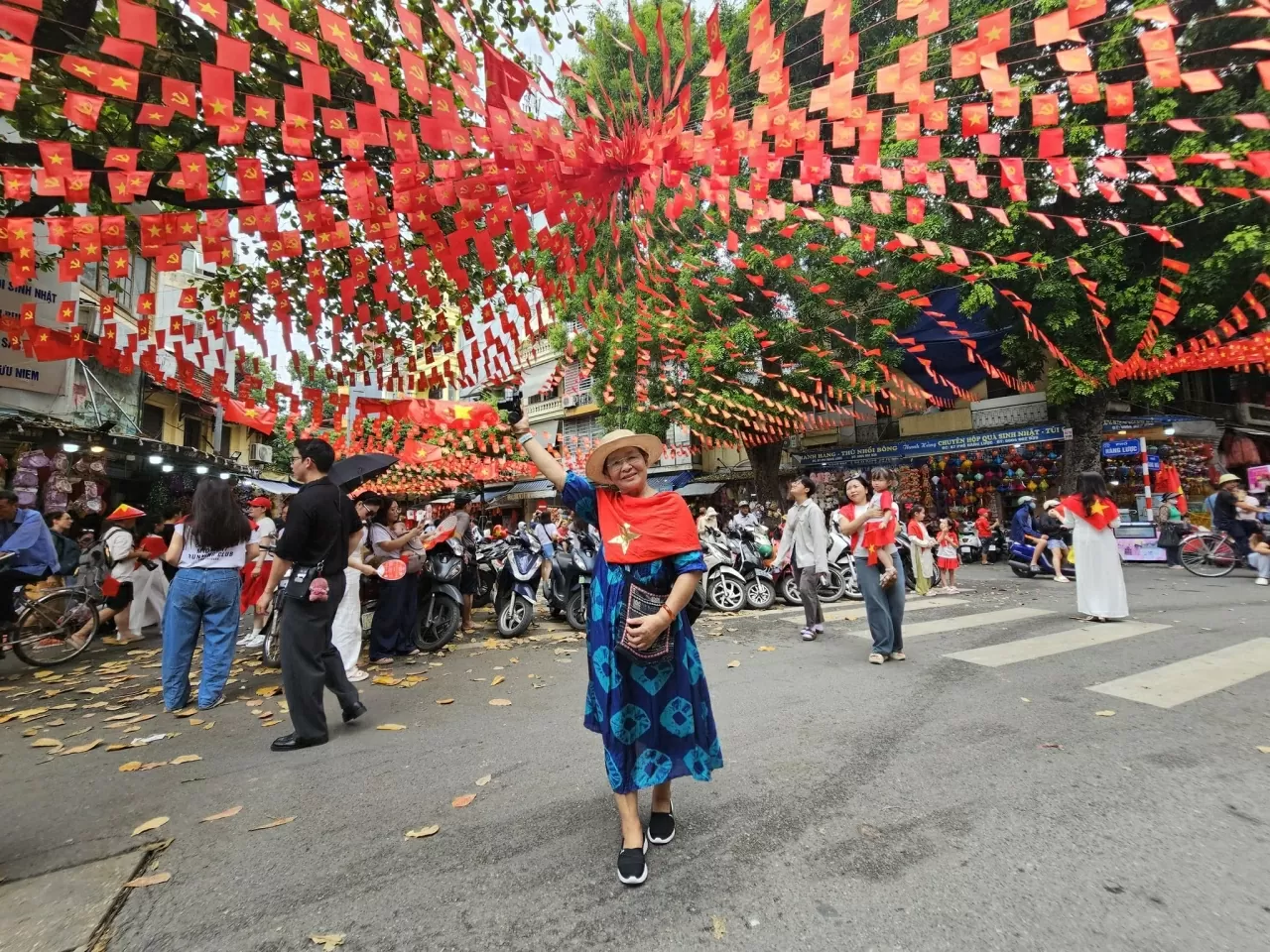 Có một Hà Nội rực rỡ như thế