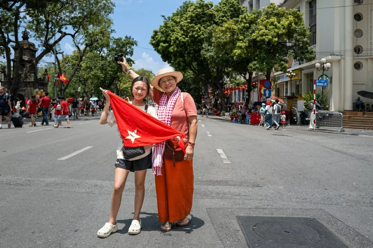 Có một Hà Nội rực rỡ như thế