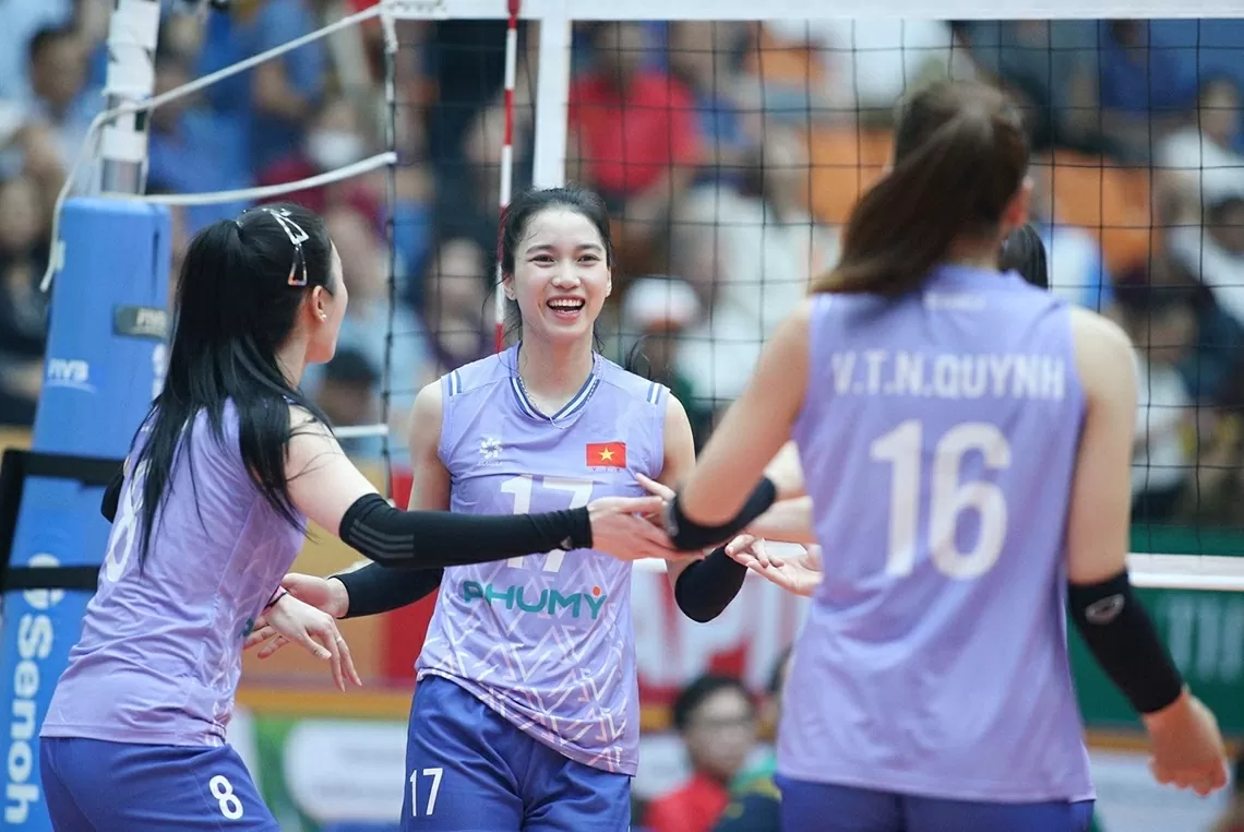 Hoa khôi bóng chuyền Nguyễn Thị Phương dịu dàng đón Quốc khánh 2/9 Hoa khôi bóng chuyền Nguyễn Thị Phương dịu dàng đón Quốc khánh 2/9