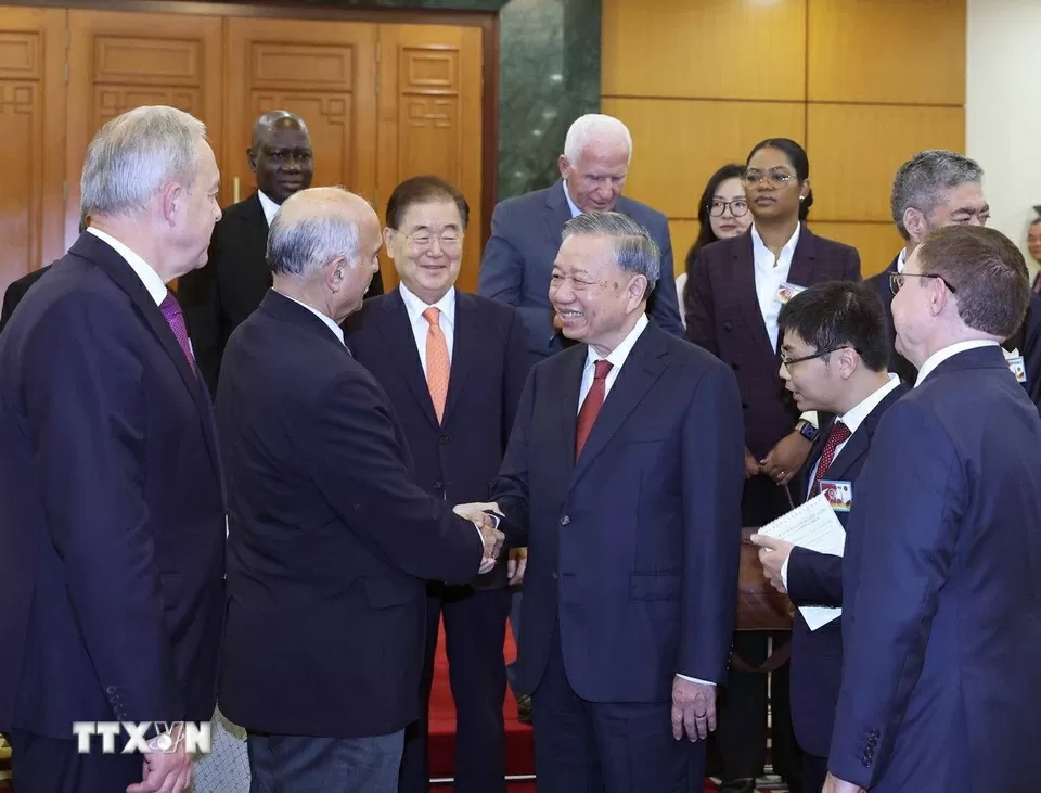 Tổng Bí thư Tô Lâm tiếp đoàn các lãnh đạo, đại diện lãnh đạo chính đảng nhiều nước từ các khu vực châu Á, châu Âu, châu Mỹ và châu Phi, ngày 1/9/2025. (Nguồn: TTXVN) Tổng Bí thư Tô Lâm tiếp đoàn các lãnh đạo, đại diện lãnh đạo chính đảng nhiều nước từ các khu vực châu Á, châu Âu, châu Mỹ và châu Phi, ngày 1/9/2025. (Nguồn: TTXVN)