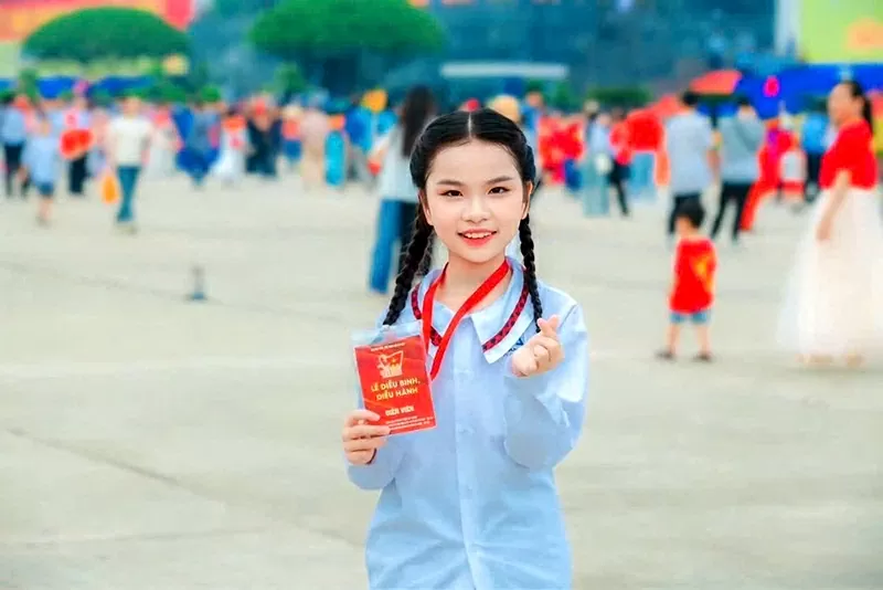 Hoa hậu nhí Minh Giang rực rỡ tỏa sáng trong chuỗi hoạt động nghệ thuật - chính trị mừng Quốc khánh 2/9 Hoa hậu nhí Minh Giang rực rỡ tỏa sáng trong chuỗi hoạt động nghệ thuật - chính trị mừng Quốc khánh 2/9