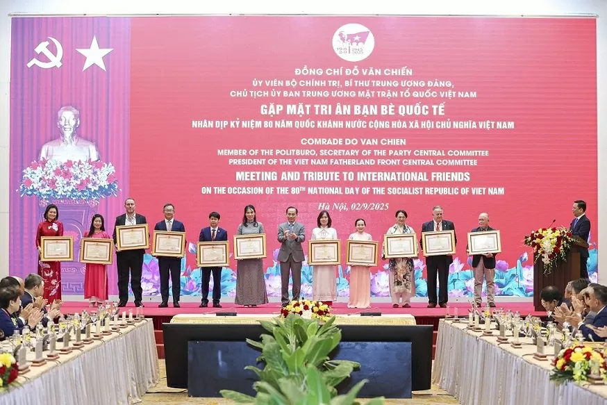 Tri ân tình cảm và đóng góp của bạn bè quốc tế dành cho Việt Nam Tri ân tình cảm và đóng góp của bạn bè quốc tế dành cho Việt Nam