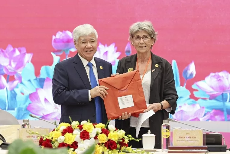 Tri ân tình cảm và đóng góp của bạn bè quốc tế dành cho Việt Nam Tri ân tình cảm và đóng góp của bạn bè quốc tế dành cho Việt Nam