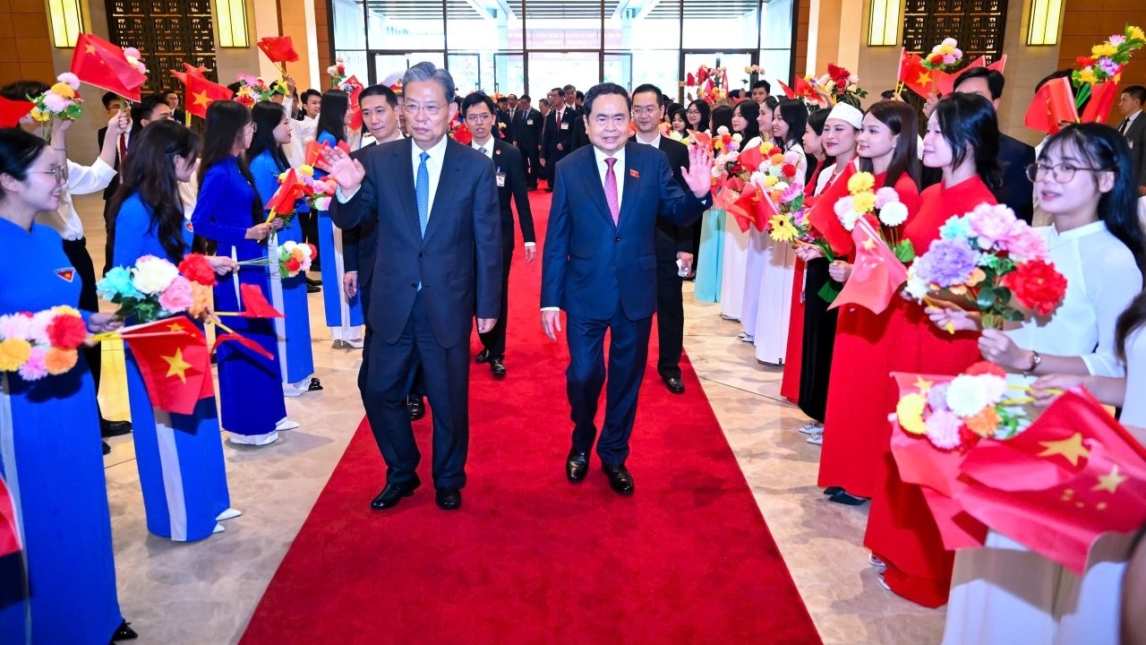 Ủy viên trưởng Nhân đại toàn quốc Trung Quốc Triệu Lạc Tế kết thúc chuyến thăm chính thức Việt Nam