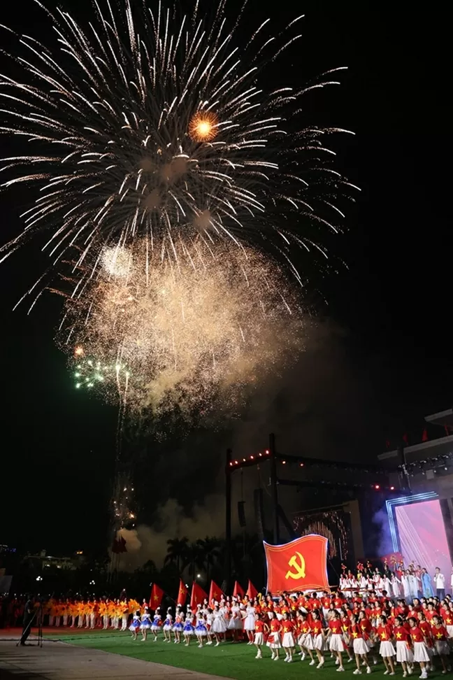 Bắc Ninh: Chương trình nghệ thuật và pháo hoa thắp sáng bầu trời Kinh Bắc trong ngày Tết Độc lập Bắc Ninh: Chương trình nghệ thuật và pháo hoa thắp sáng bầu trời Kinh Bắc trong ngày Tết Độc lập