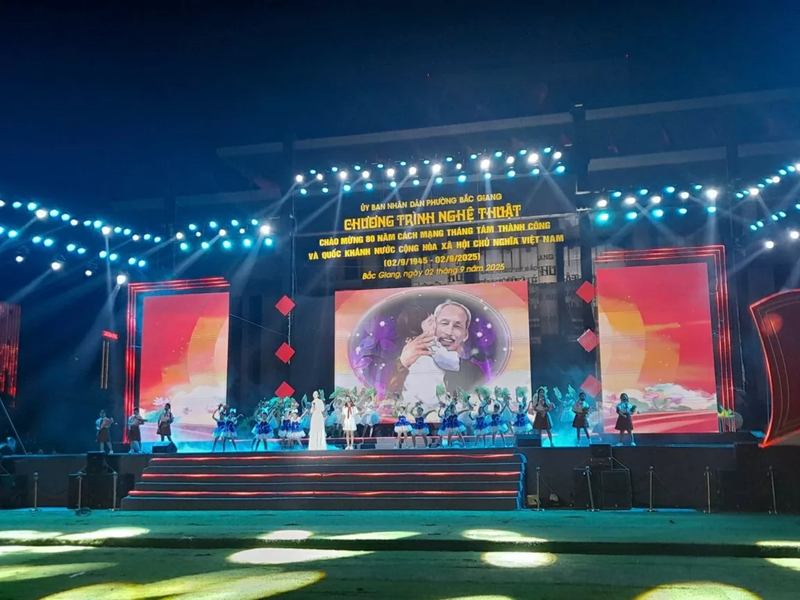 Bắc Ninh: Chương trình nghệ thuật và pháo hoa thắp sáng bầu trời Kinh Bắc trong ngày Tết Độc lập Bắc Ninh: Chương trình nghệ thuật và pháo hoa thắp sáng bầu trời Kinh Bắc trong ngày Tết Độc lập