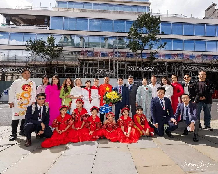 Người Việt tại Anh tri ân lịch sử, lan tỏa niềm tự hào dân tộc