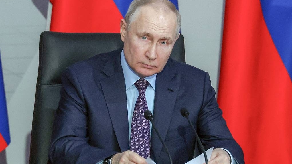 tong thong nga to y nang cap nhom dam phan voi ukraine len thuc su cao khang dinh co anh sang cuoi duong ham nhung khong loai tru vu luc