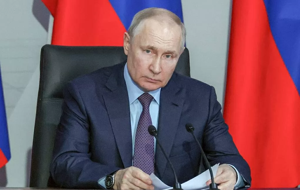 Tổng thống Nga tỏ ý nâng cấp nhóm đàm phán với Ukraine lên 'thực sự cao', khẳng định có 'ánh sáng cuối đường hầm' nhưng không loại trừ vũ lực