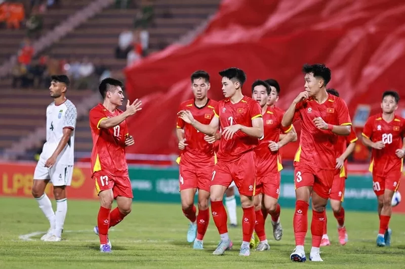 U23 Việt Nam 2-0 U23 Bangladesh: Khởi đầu tưng bừng U23 Việt Nam 2-0 U23 Bangladesh: Khởi đầu tưng bừng
