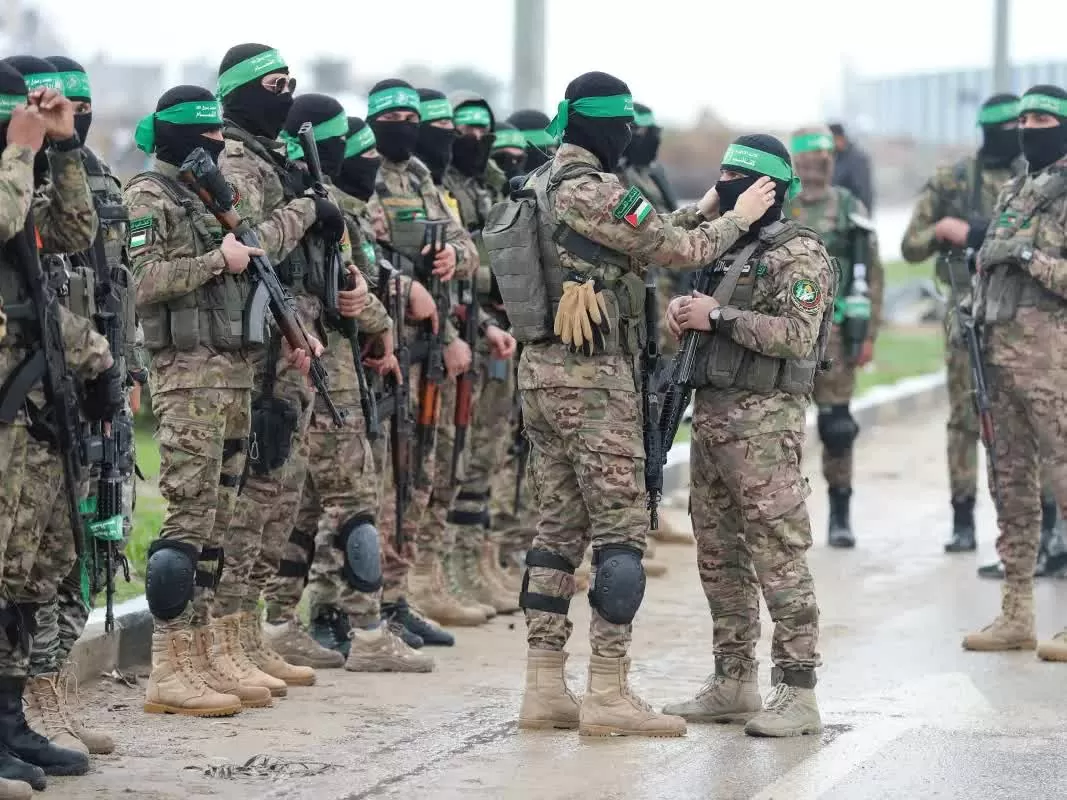 Hamas sẵn sàng cho thỏa thuận toàn diện về Gaza, Israel bảo 'đây lại là chiêu trò' Hamas sẵn sàng cho thỏa thuận toàn diện về Gaza, Israel bảo 'đây lại là chiêu trò'