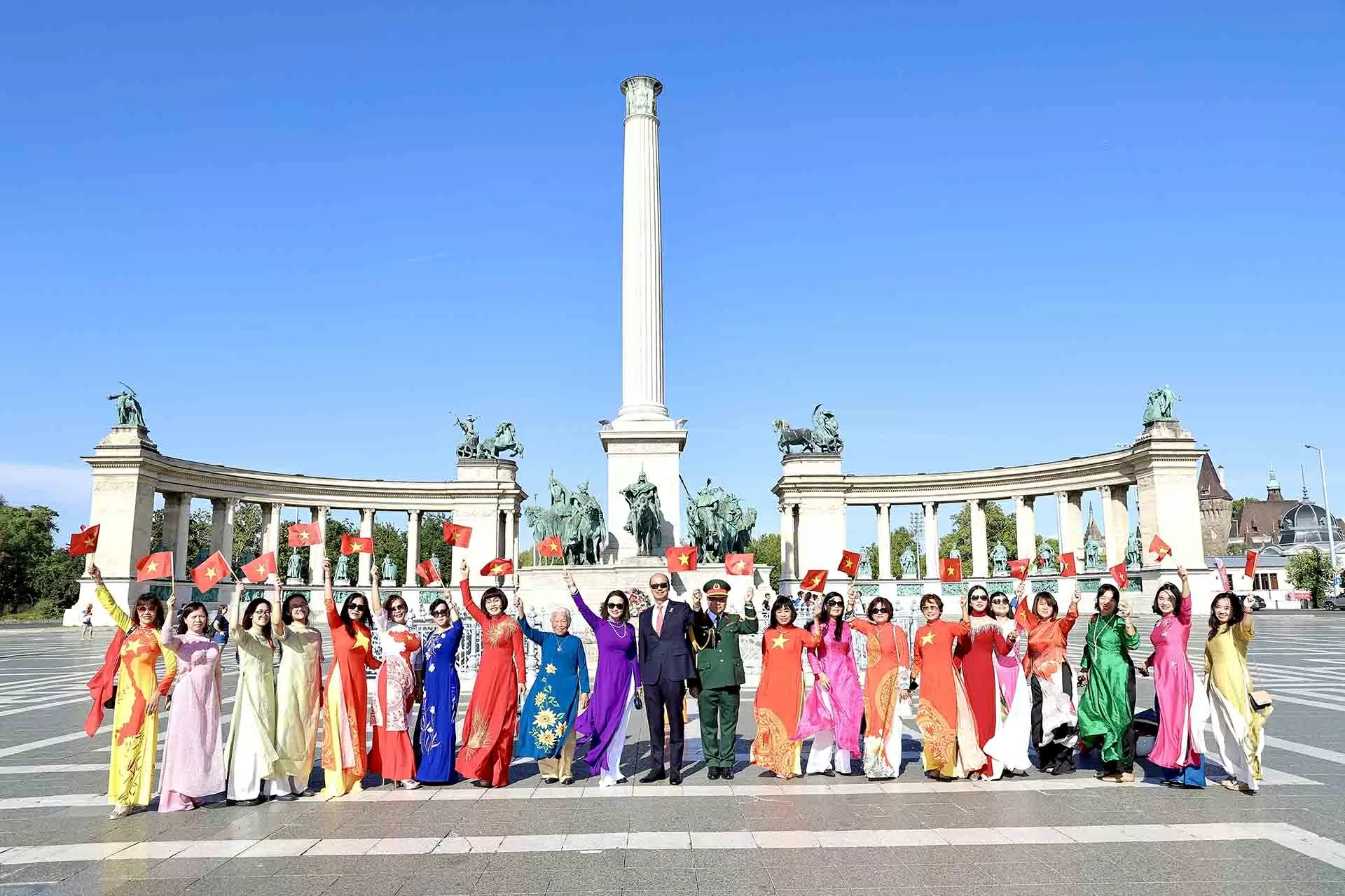 Kỷ niệm 80 năm Quốc khánh 2/9 tại Budapest: Khẳng định vị thế quốc gia,   vun đắp tình hữu nghị và quan hệ Đối tác toàn diện Việt Nam Hungary