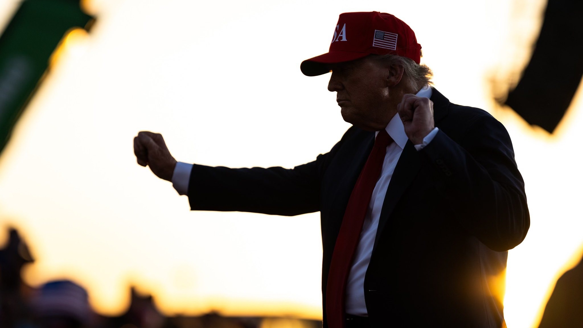 Điểm tin thế giới sáng 10/9: Malaysia tham vọng dẫn đầu khu vực về AI, Ba Lan đóng biên giới với Belarus, Tổng thống Trump siết chặt an ninh Chicago